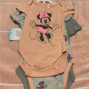 New Disney Minnie Mouse 3pc onesie’s size 6-9 mo.